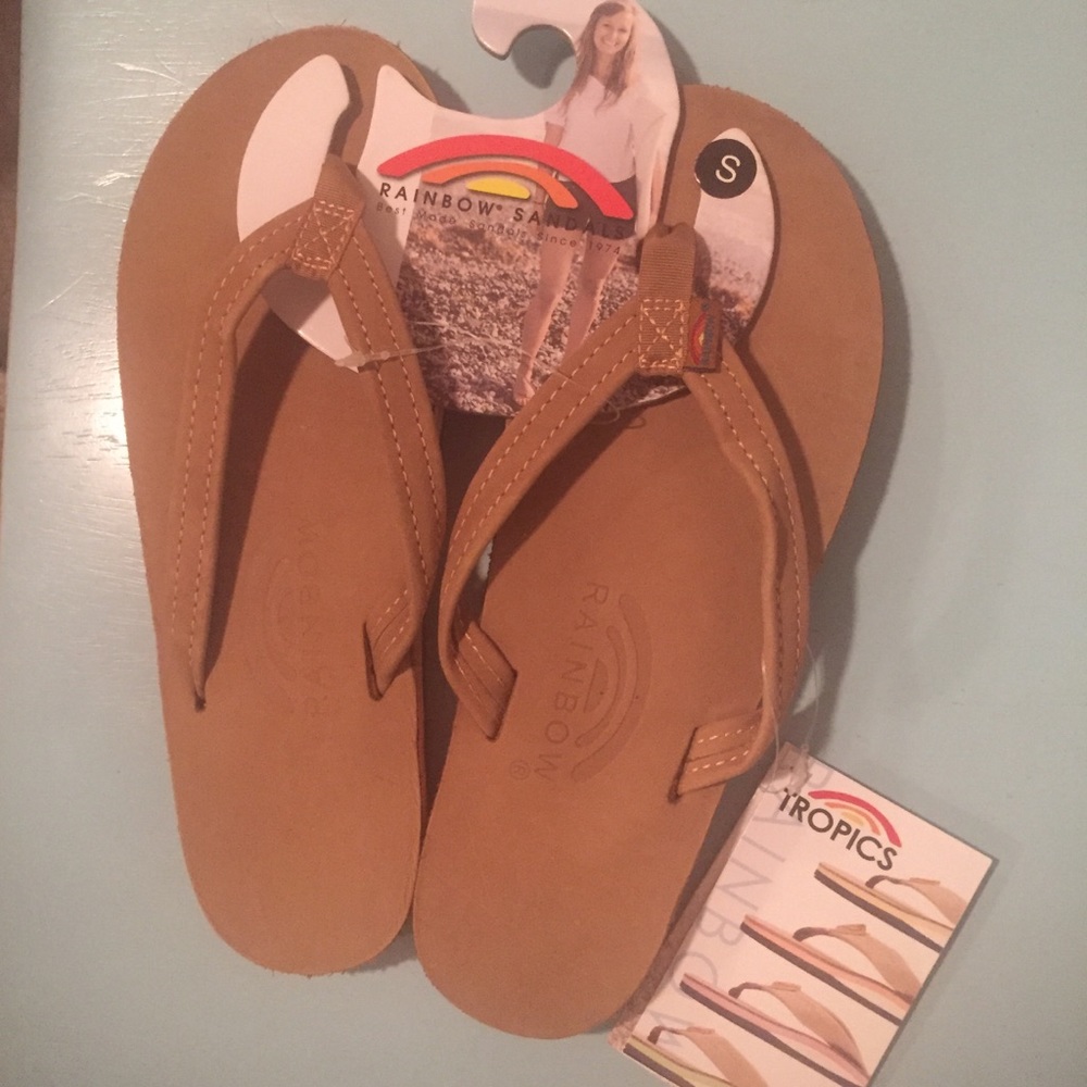 ✨BRAND NEW WITH TAGS Rainbow Sandals✨